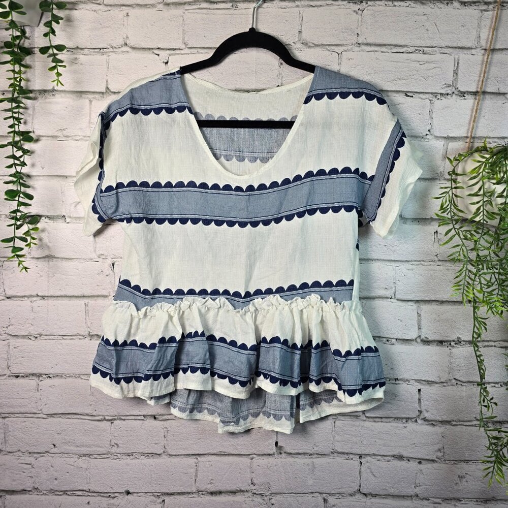 BOUTIQUE BOLD STRIPE BABYDOLL RUFFLED TOP BLUE AND WHITE WOMENS SIZE MED